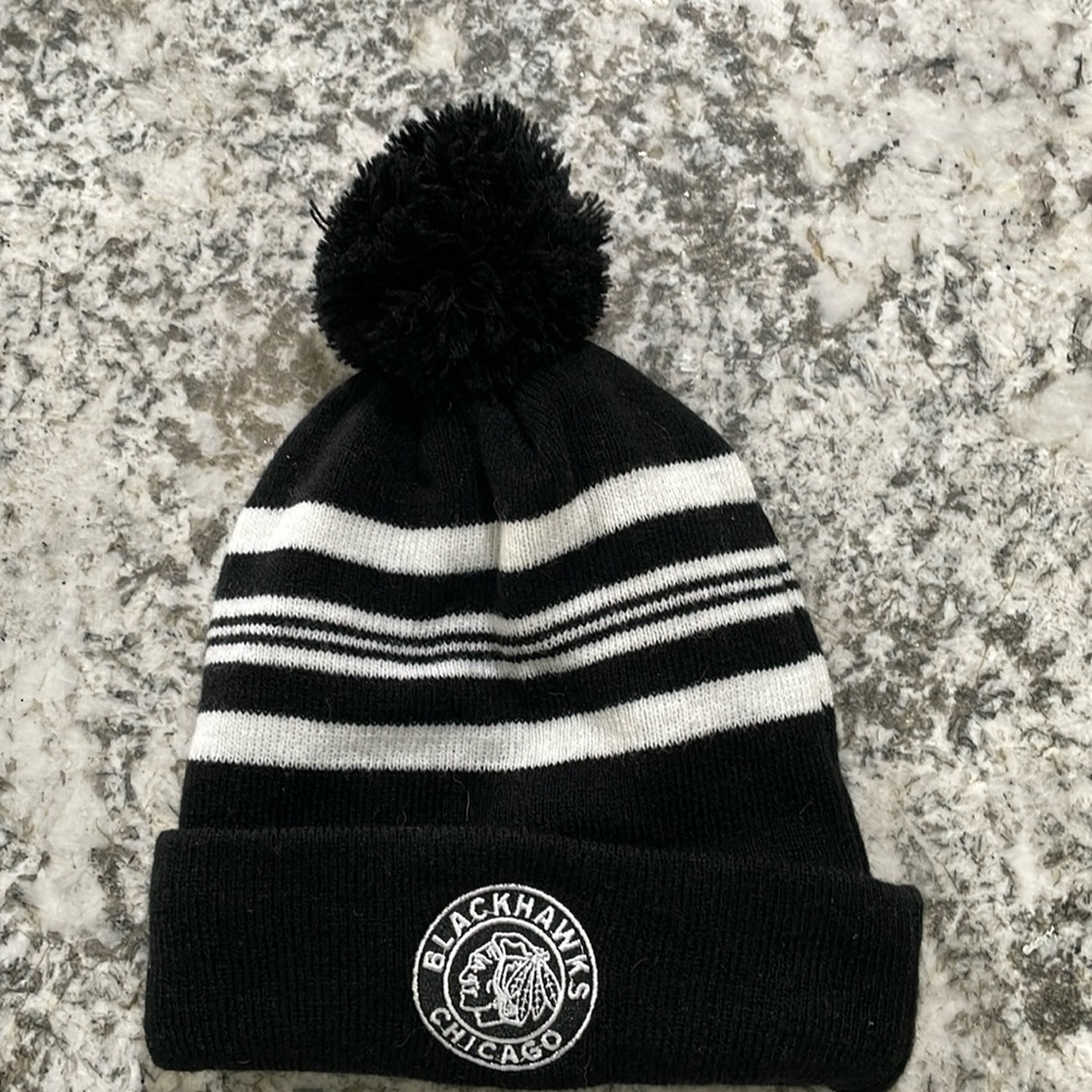 NWOT Chicago Blackhawks Beanie